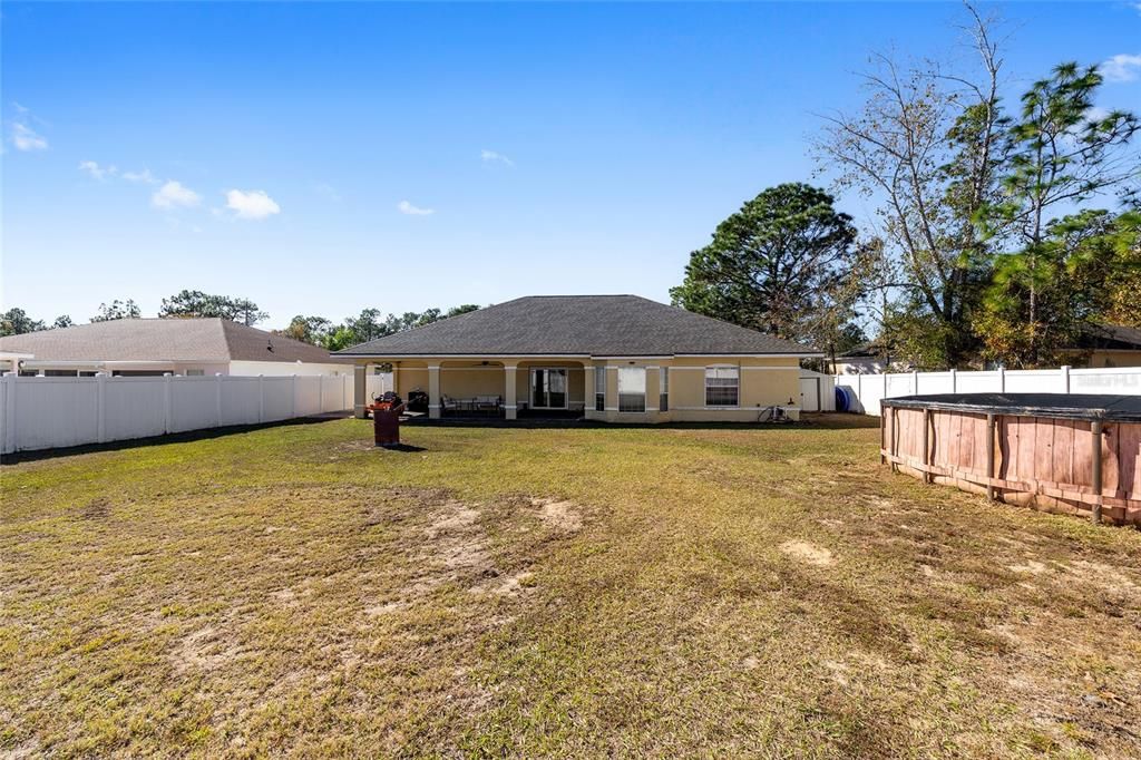 For Sale: $320,000 (3 beds, 2 baths, 1919 Square Feet)