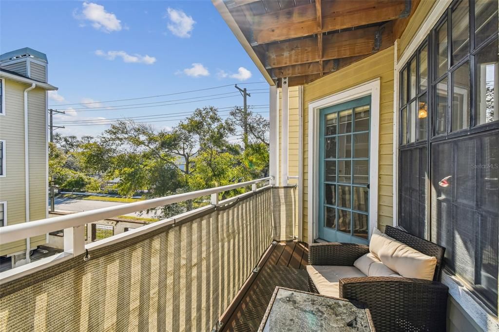 На продажу: $169,000 (1 спален, 1 ванн, 631 Квадратных фут)