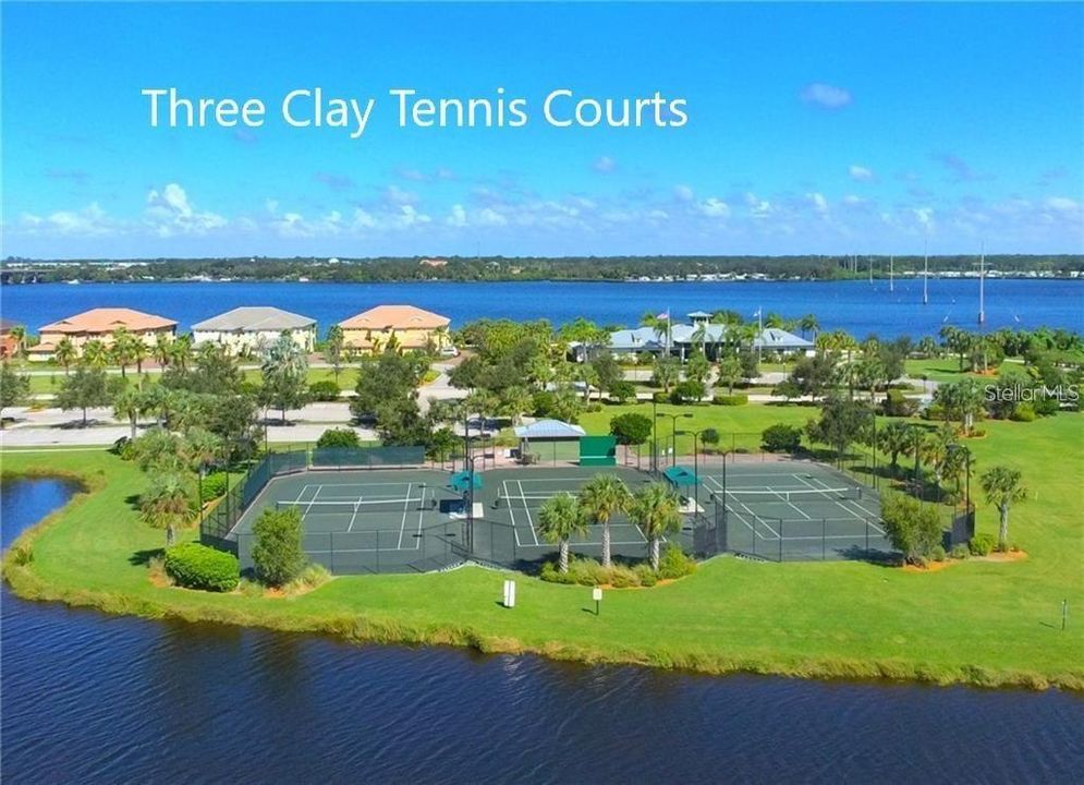 For Sale: $374,900 (2 beds, 2 baths, 1151 Square Feet)