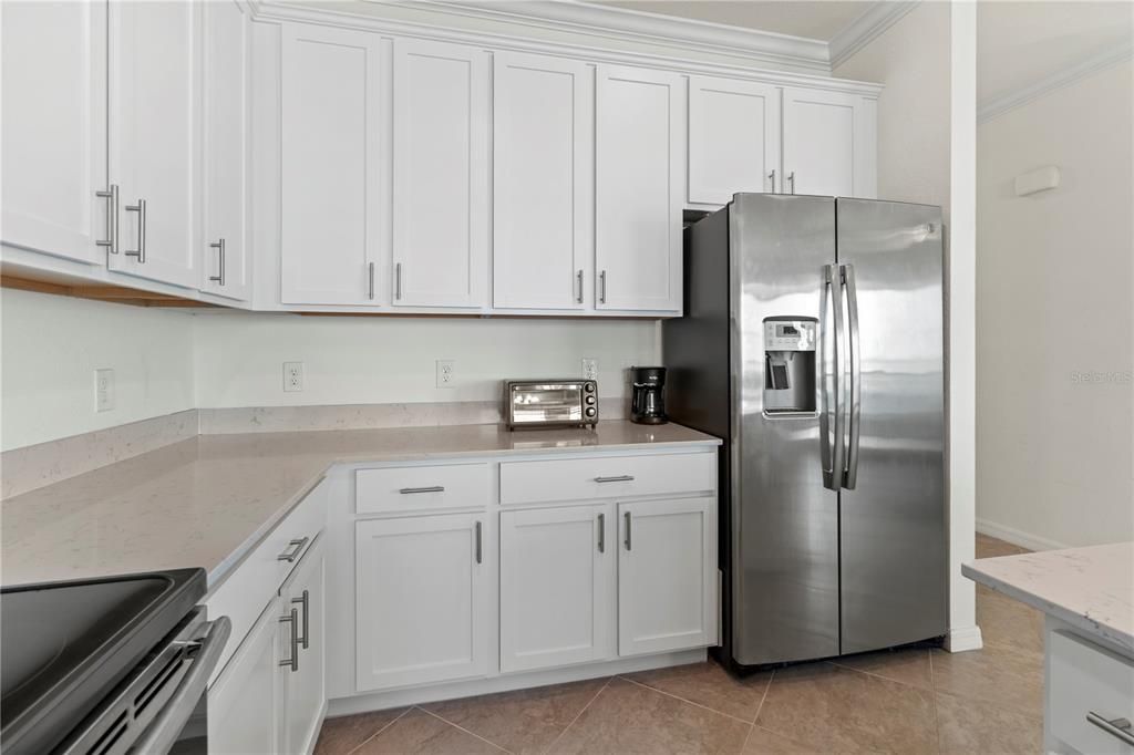 For Sale: $374,900 (2 beds, 2 baths, 1151 Square Feet)