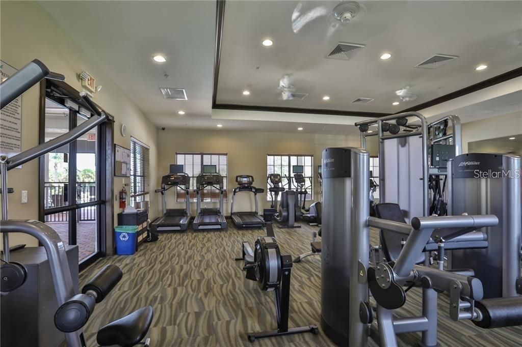 For Sale: $374,900 (2 beds, 2 baths, 1151 Square Feet)