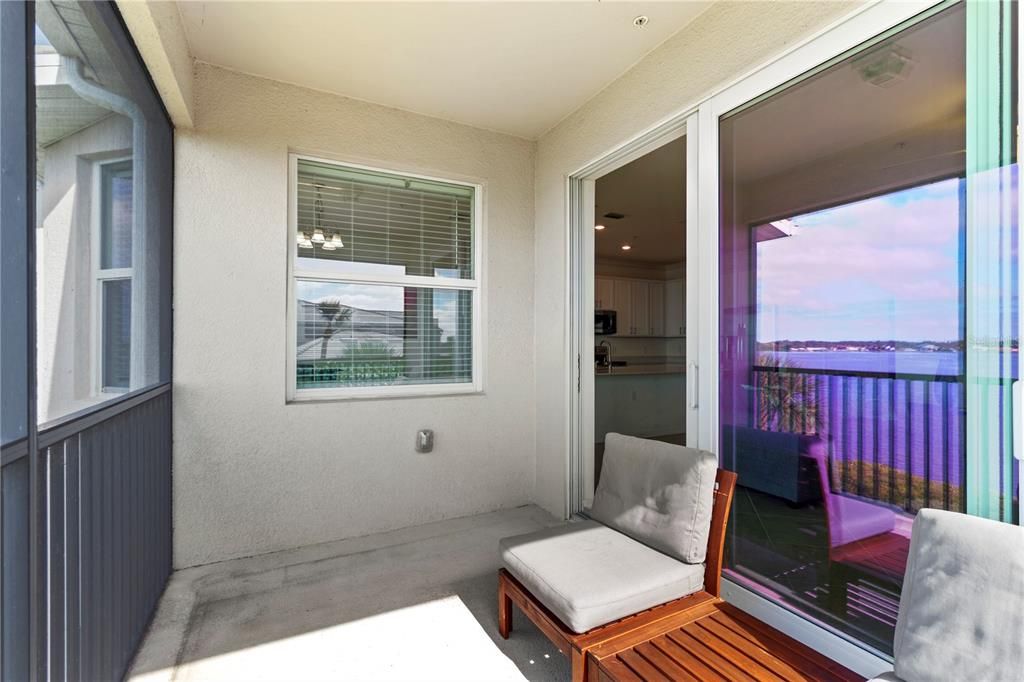 For Sale: $374,900 (2 beds, 2 baths, 1151 Square Feet)