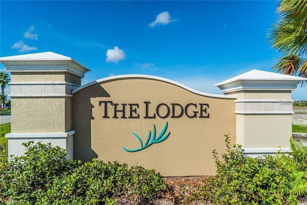 For Sale: $374,900 (2 beds, 2 baths, 1151 Square Feet)