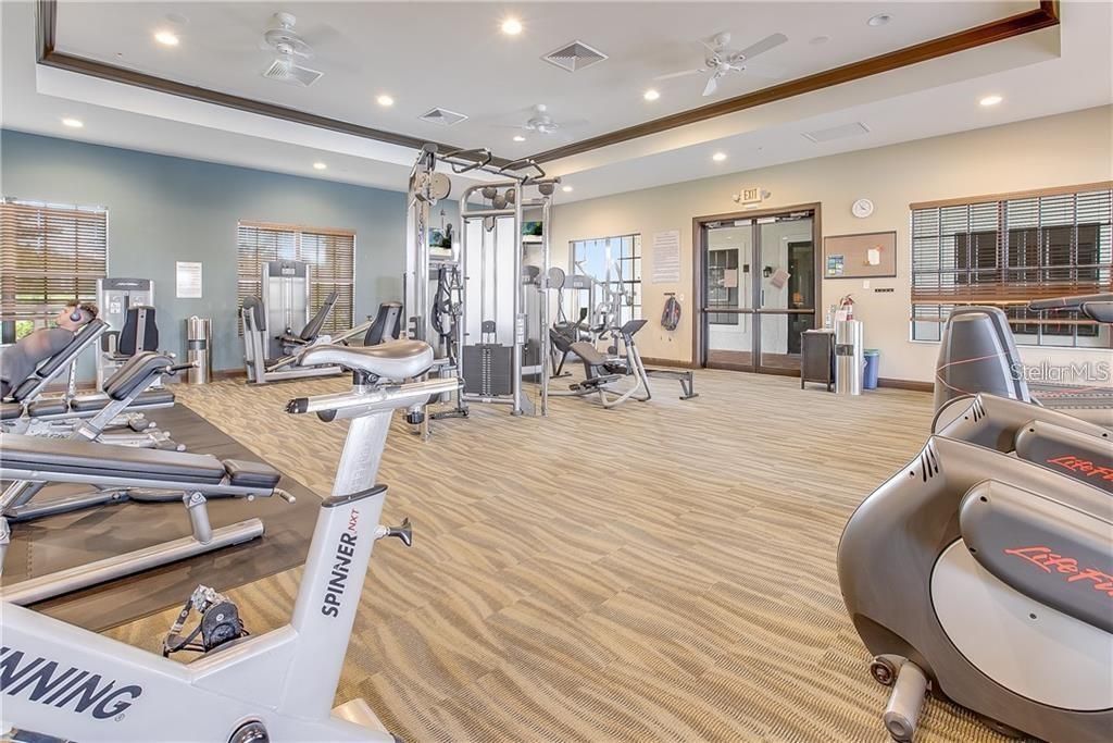 For Sale: $374,900 (2 beds, 2 baths, 1151 Square Feet)