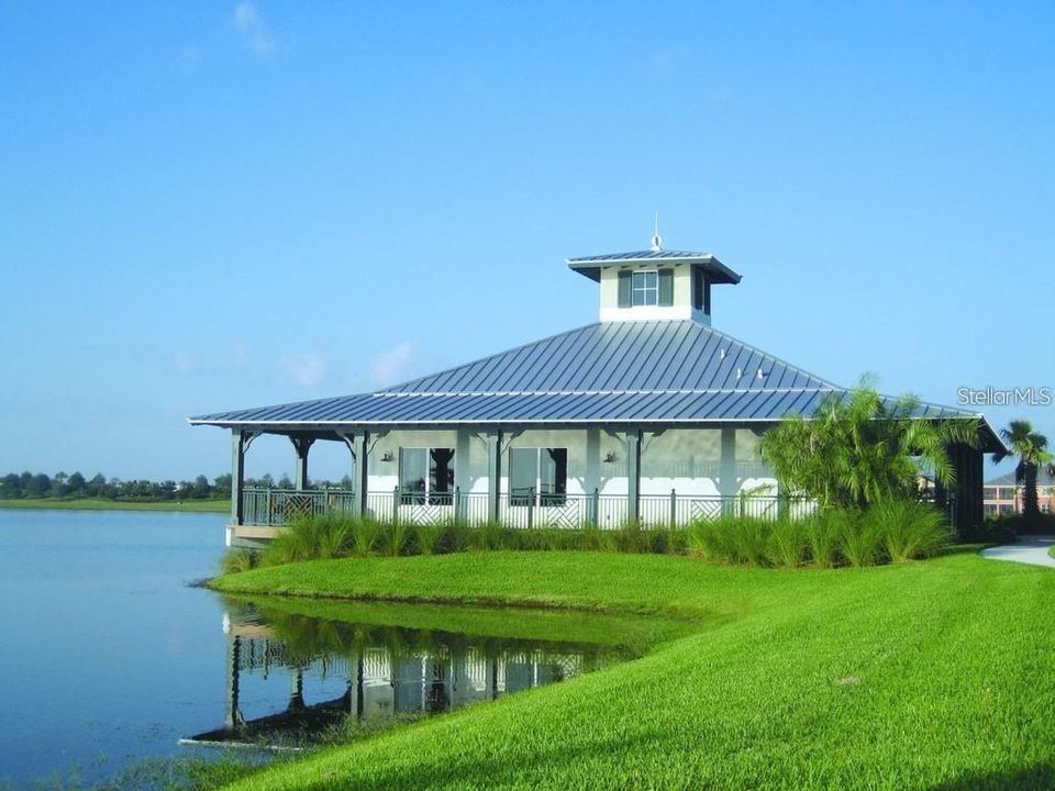 For Sale: $374,900 (2 beds, 2 baths, 1151 Square Feet)