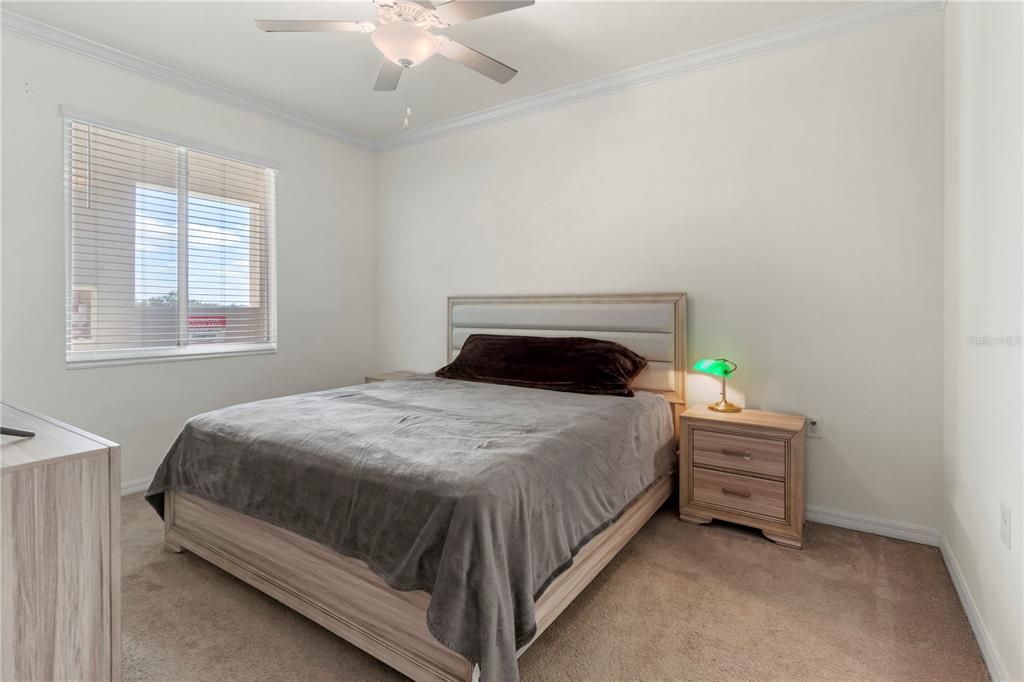 For Sale: $374,900 (2 beds, 2 baths, 1151 Square Feet)