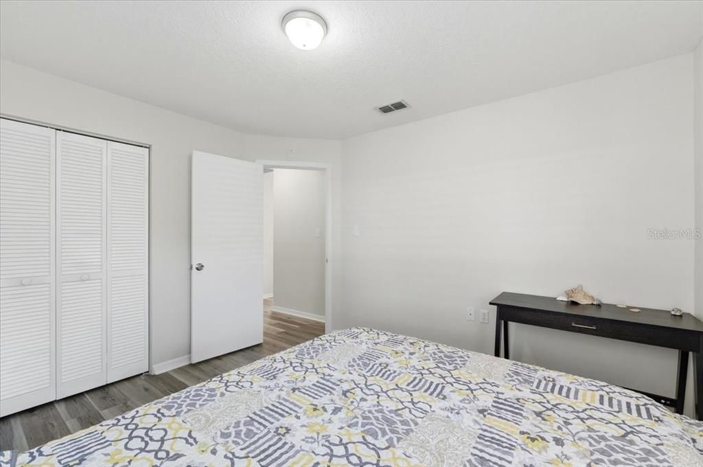 For Sale: $279,999 (3 beds, 2 baths, 1456 Square Feet)