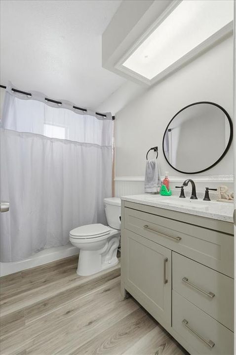 For Sale: $279,999 (3 beds, 2 baths, 1456 Square Feet)