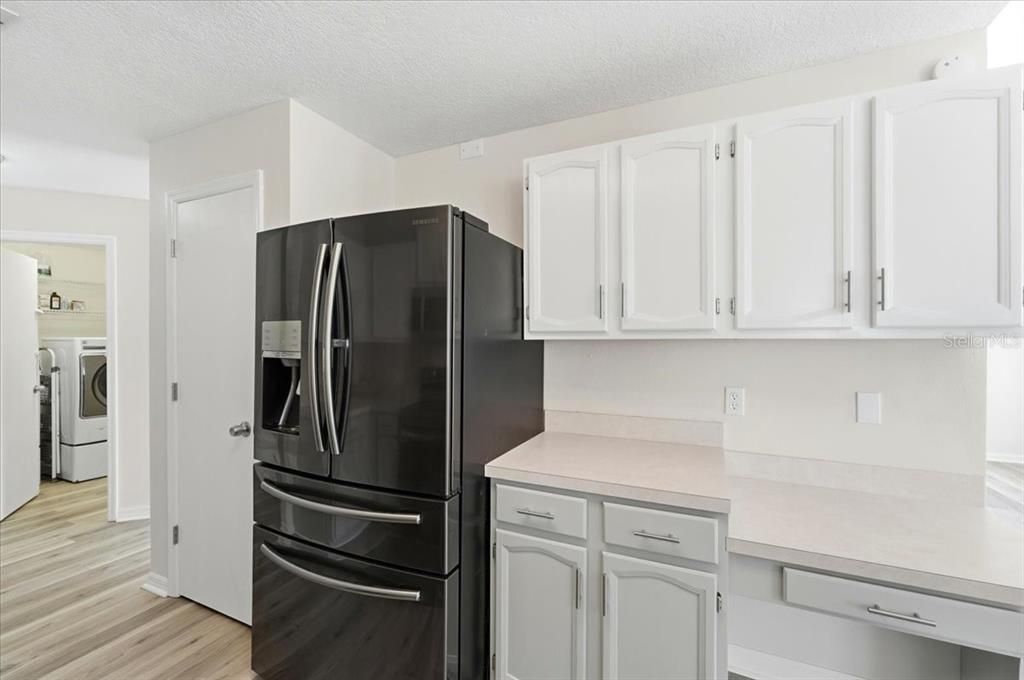 For Sale: $279,999 (3 beds, 2 baths, 1456 Square Feet)