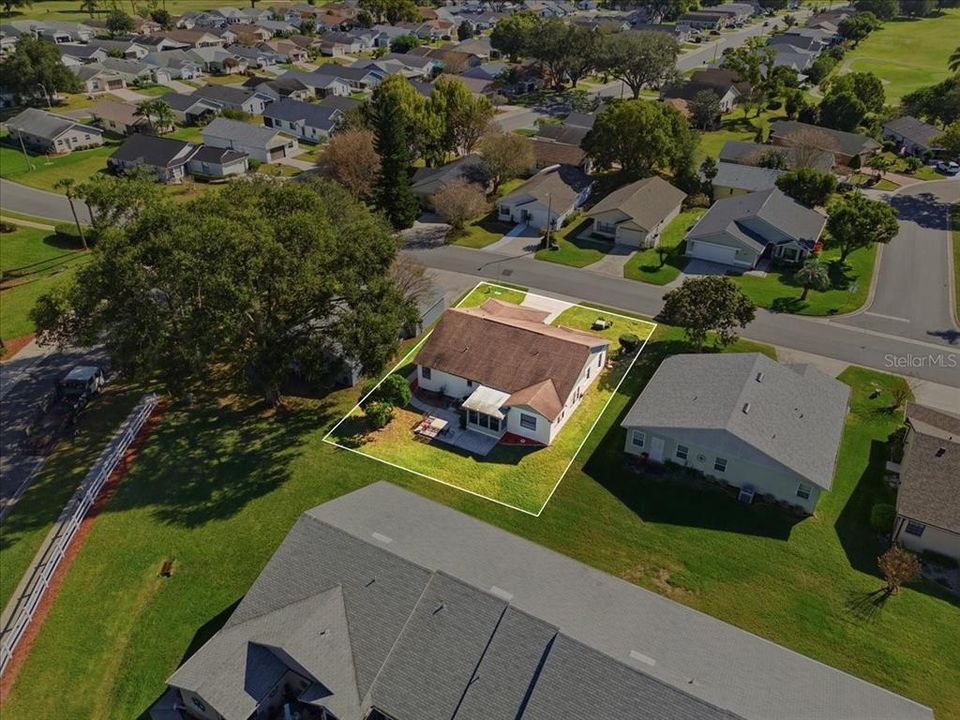 For Sale: $279,999 (3 beds, 2 baths, 1456 Square Feet)