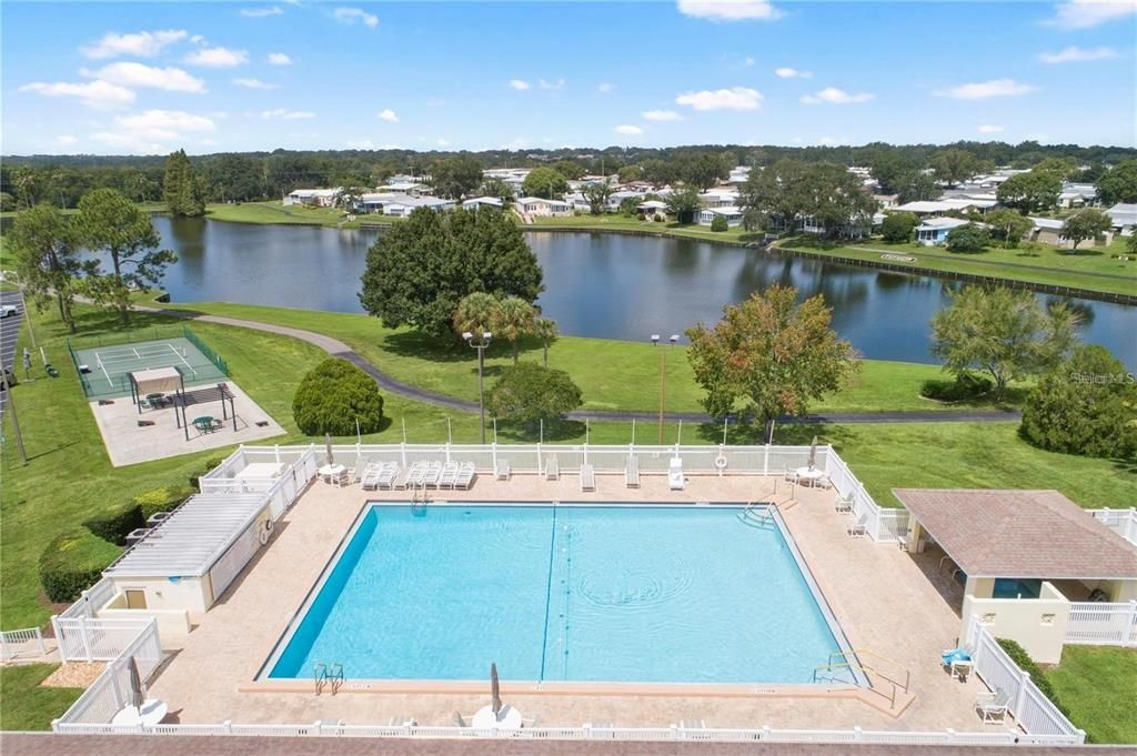 For Sale: $159,777 (2 beds, 2 baths, 1200 Square Feet)