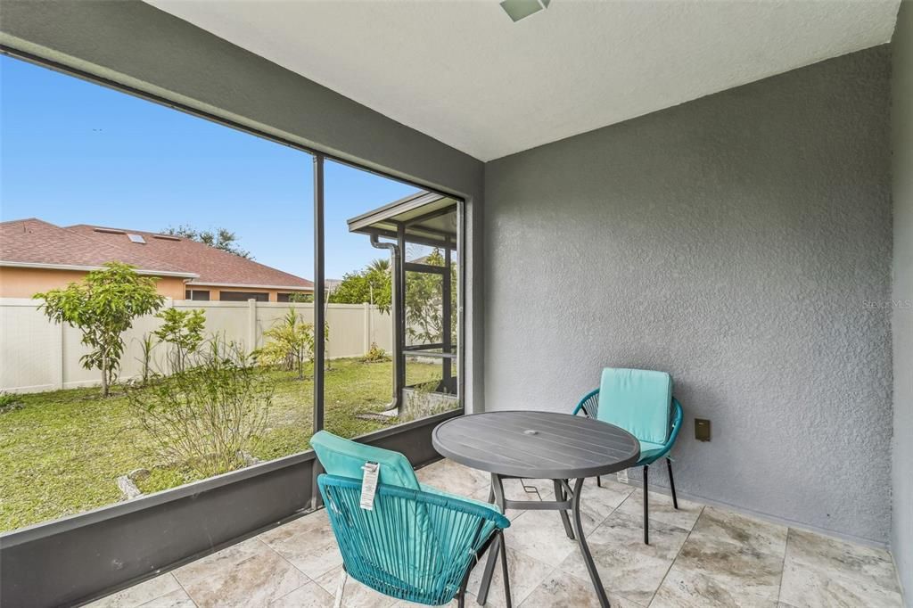 For Sale: $375,000 (4 beds, 2 baths, 2123 Square Feet)