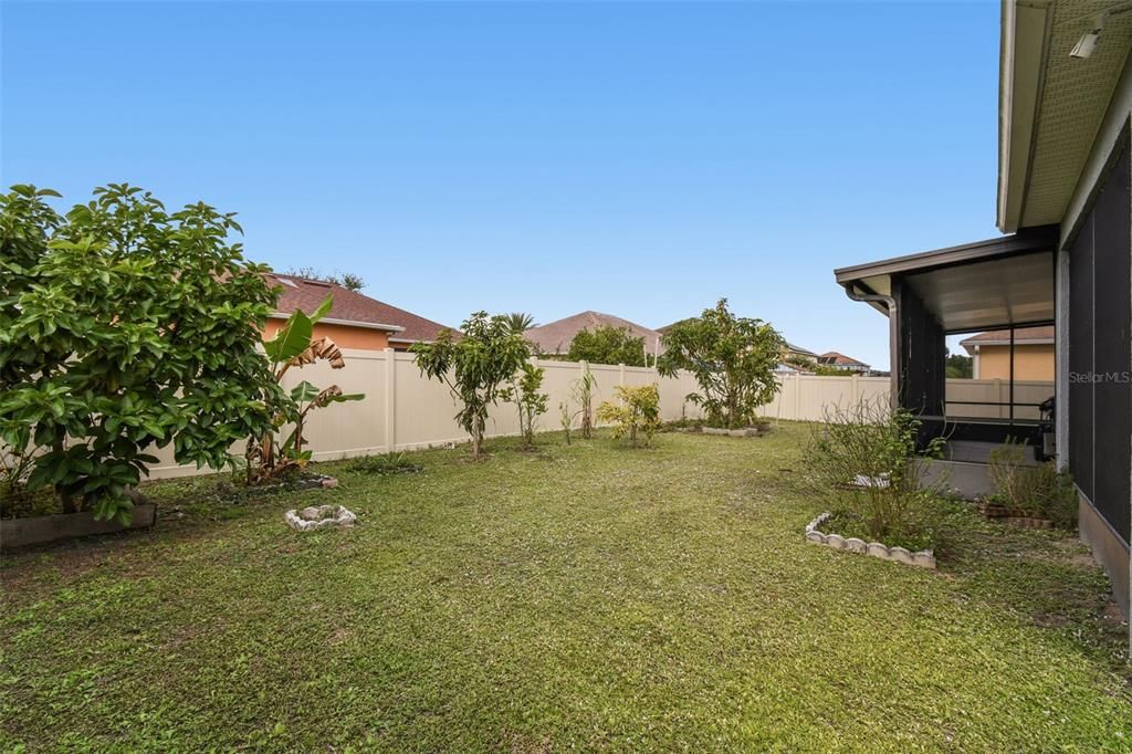 For Sale: $375,000 (4 beds, 2 baths, 2123 Square Feet)