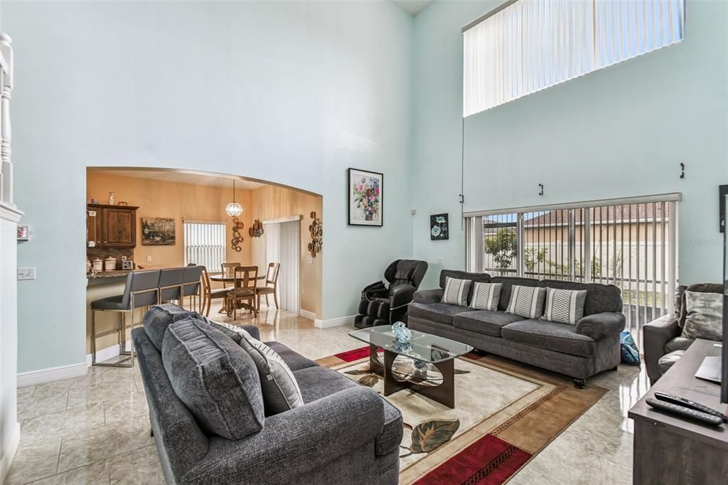 For Sale: $375,000 (4 beds, 2 baths, 2123 Square Feet)