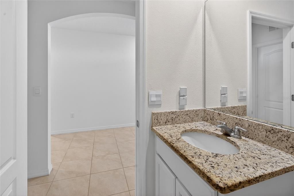 En Venta: $317,000 (3 camas, 2 baños, 1725 Pies cuadrados)