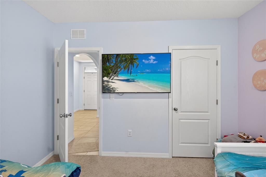 En Venta: $317,000 (3 camas, 2 baños, 1725 Pies cuadrados)