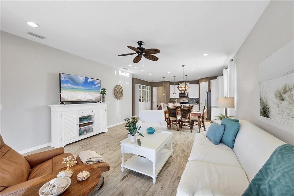 For Sale: $575,000 (3 beds, 2 baths, 1936 Square Feet)