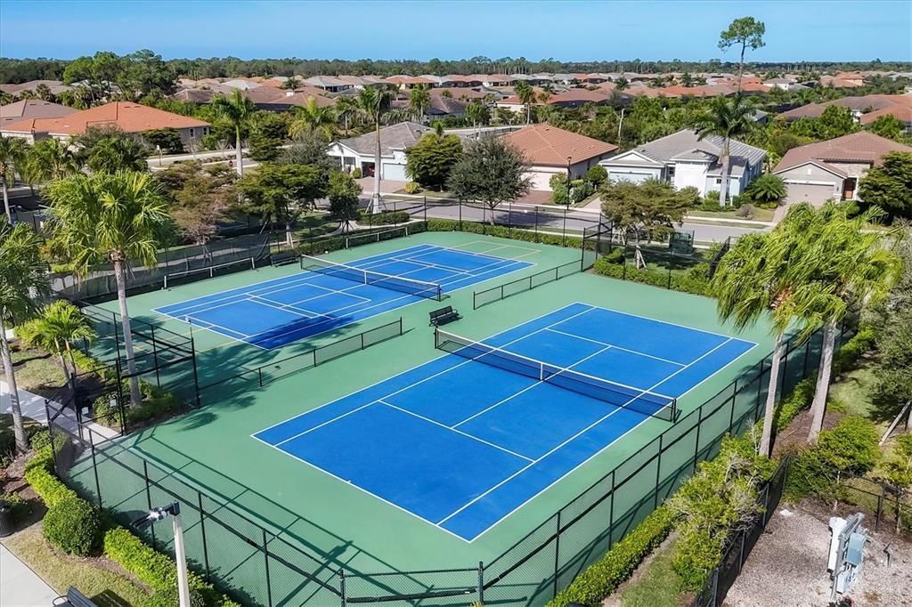 For Sale: $575,000 (3 beds, 2 baths, 1936 Square Feet)