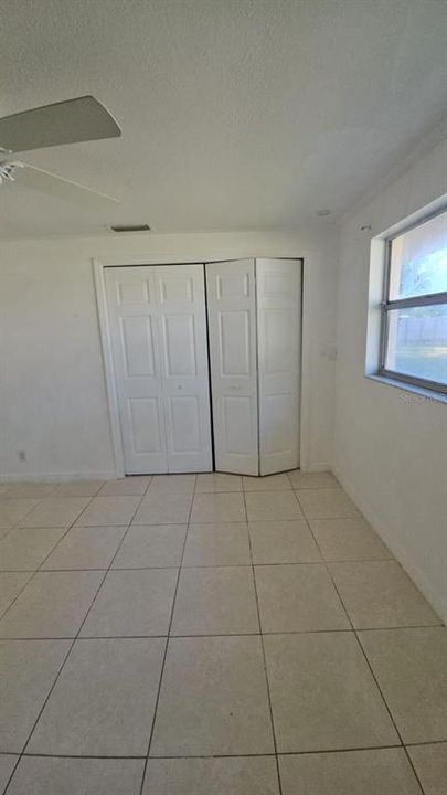 For Rent: $2,500 (3 beds, 1 baths, 2160 Square Feet)