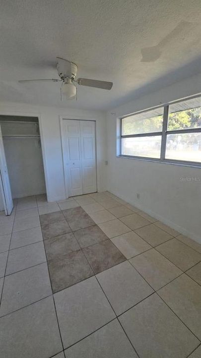 For Rent: $2,500 (3 beds, 1 baths, 2160 Square Feet)