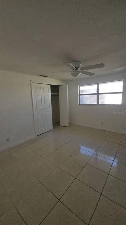 For Rent: $2,500 (3 beds, 1 baths, 2160 Square Feet)