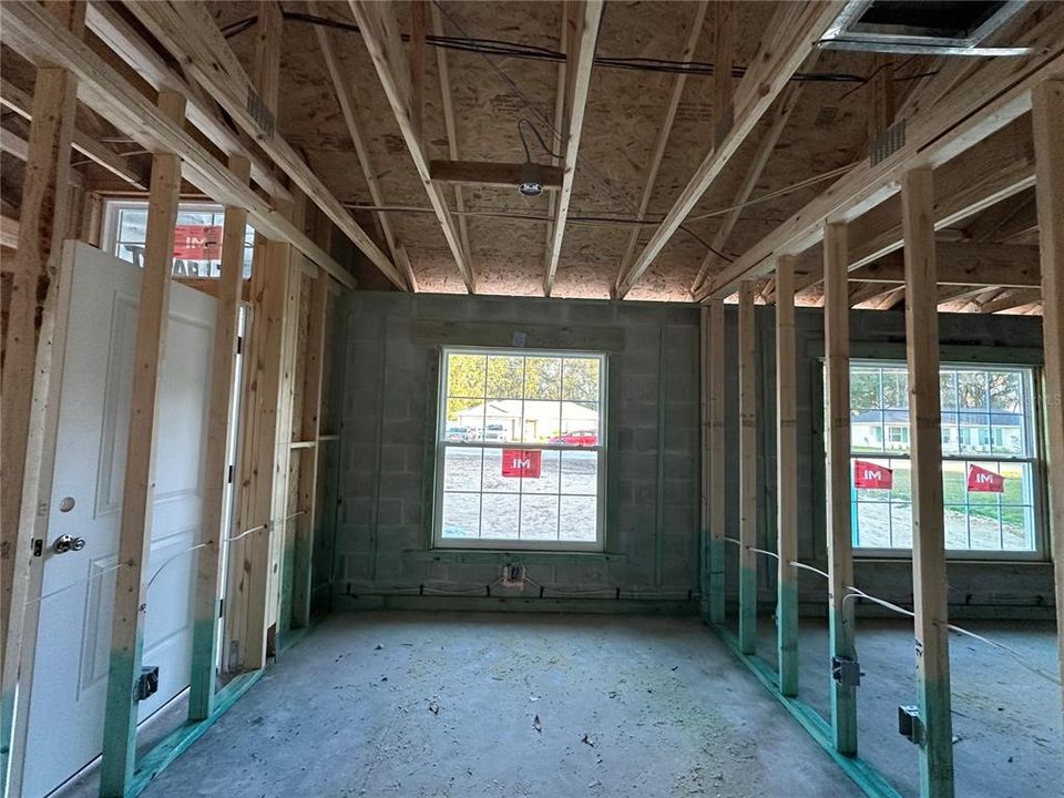 待售: $325,250 (3 贝兹, 2 浴室, 1860 平方英尺)