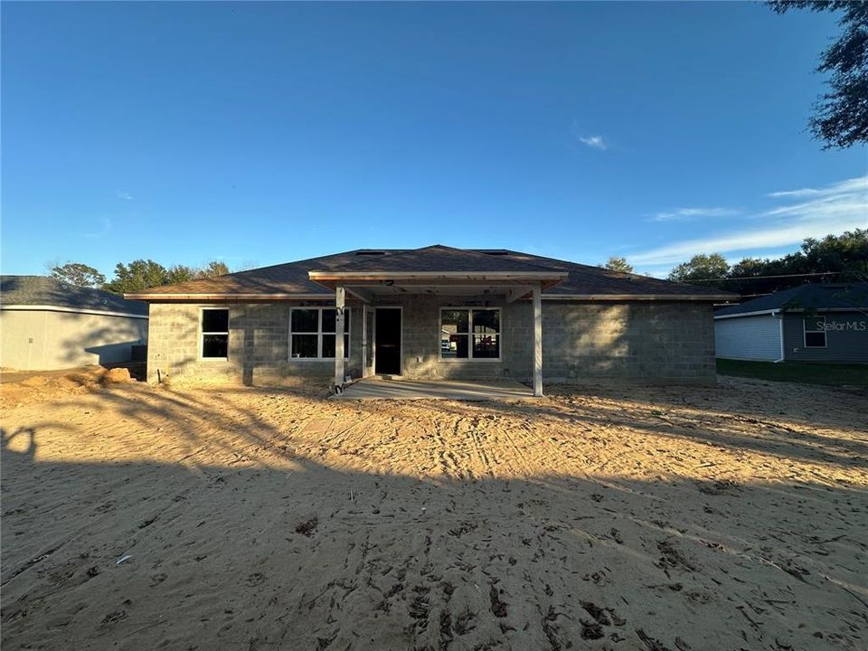 待售: $325,250 (3 贝兹, 2 浴室, 1860 平方英尺)