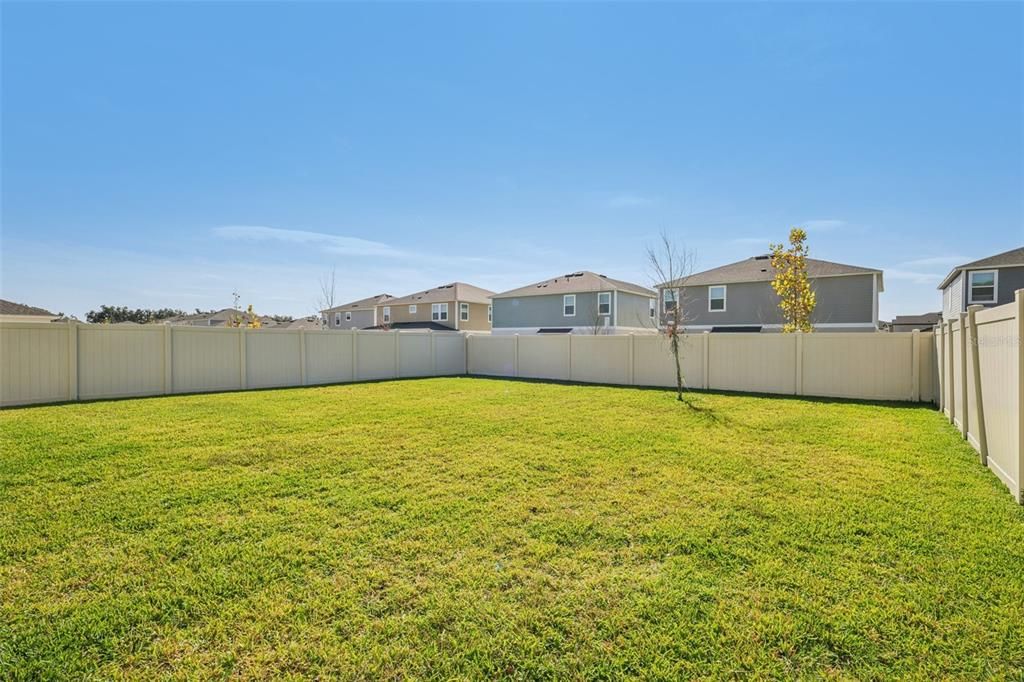 出租: $3,400 (5 贝兹, 3 浴室, 2937 平方英尺)