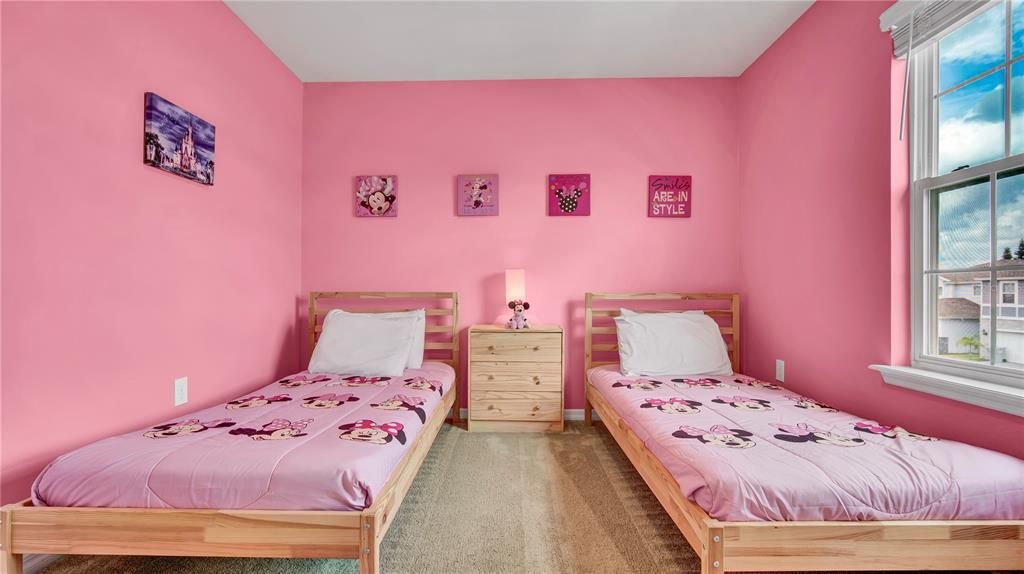 В аренду: $2,950 (5 спален, 4 ванн, 2293 Квадратных фут)