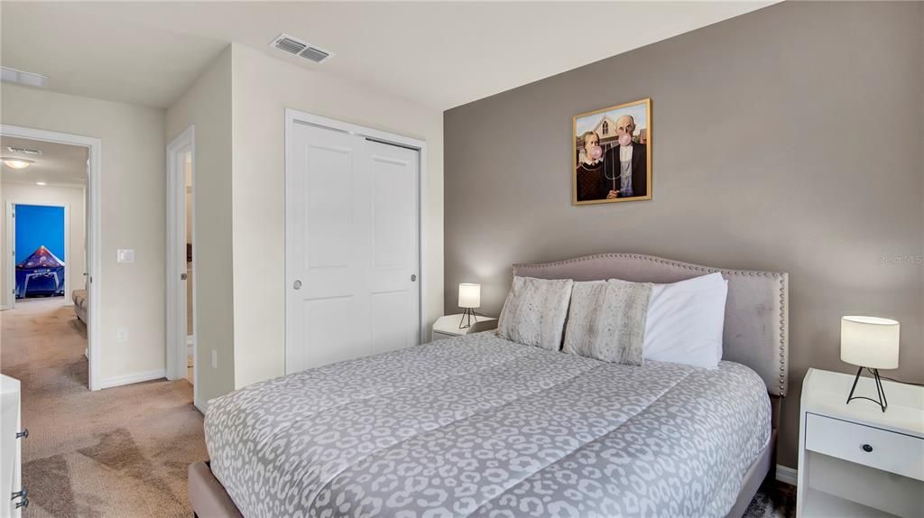 В аренду: $2,950 (5 спален, 4 ванн, 2293 Квадратных фут)