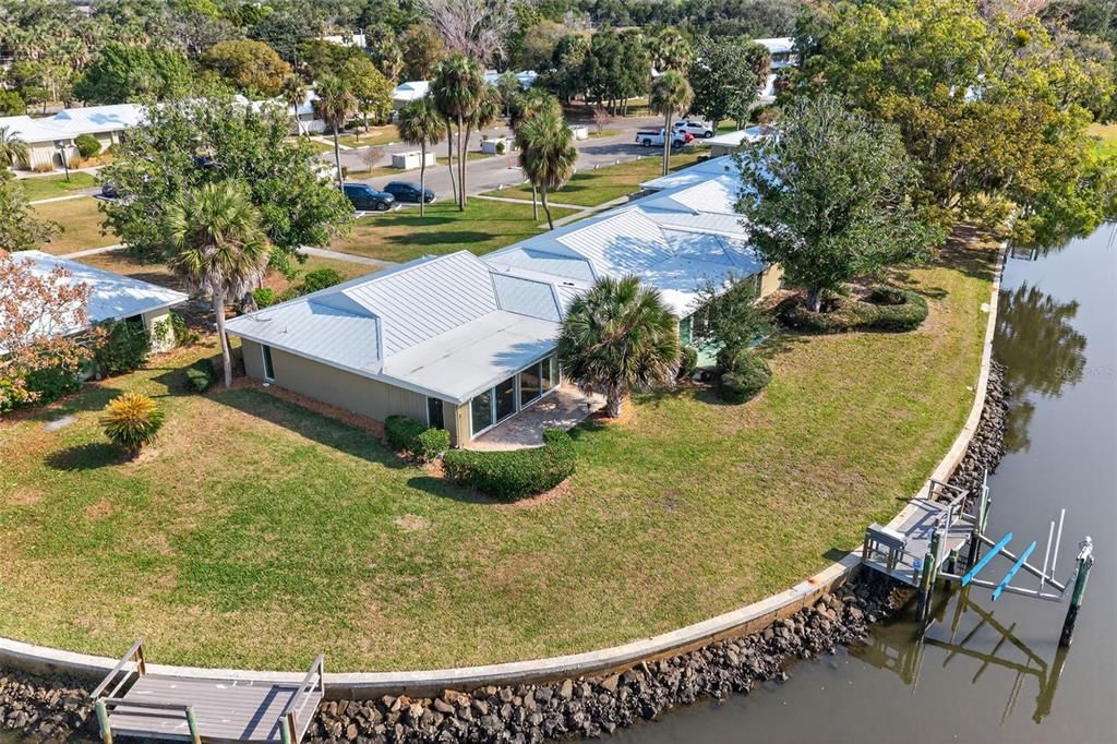 For Sale: $269,000 (2 beds, 2 baths, 1684 Square Feet)