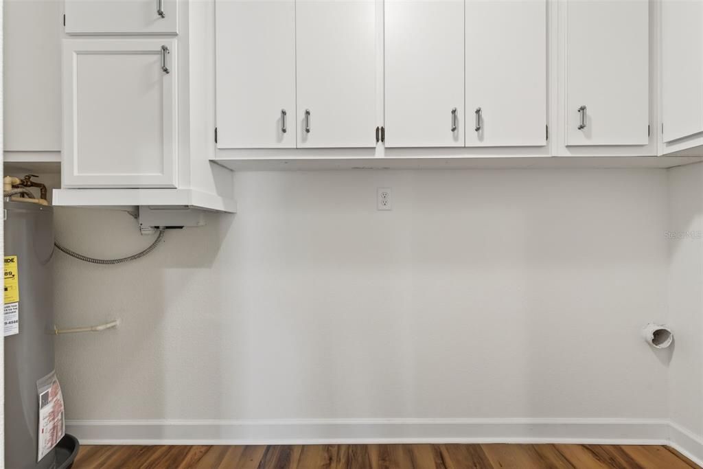 For Sale: $269,000 (2 beds, 2 baths, 1684 Square Feet)