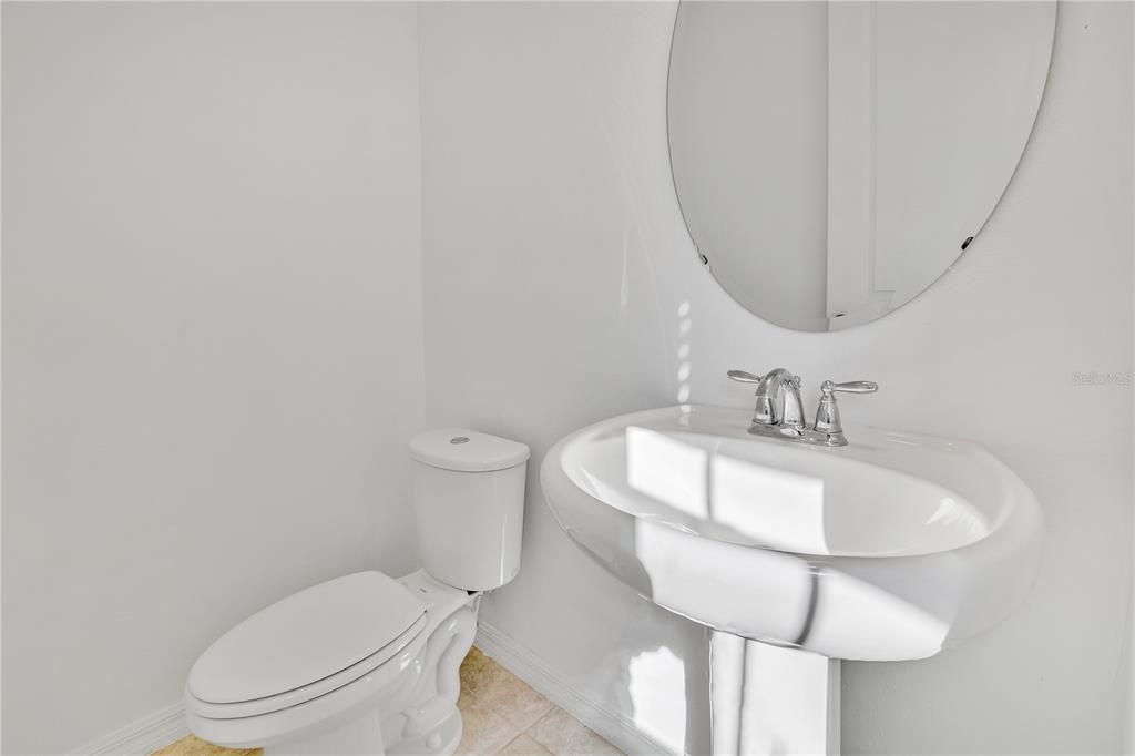 For Sale: $328,000 (3 beds, 2 baths, 1624 Square Feet)