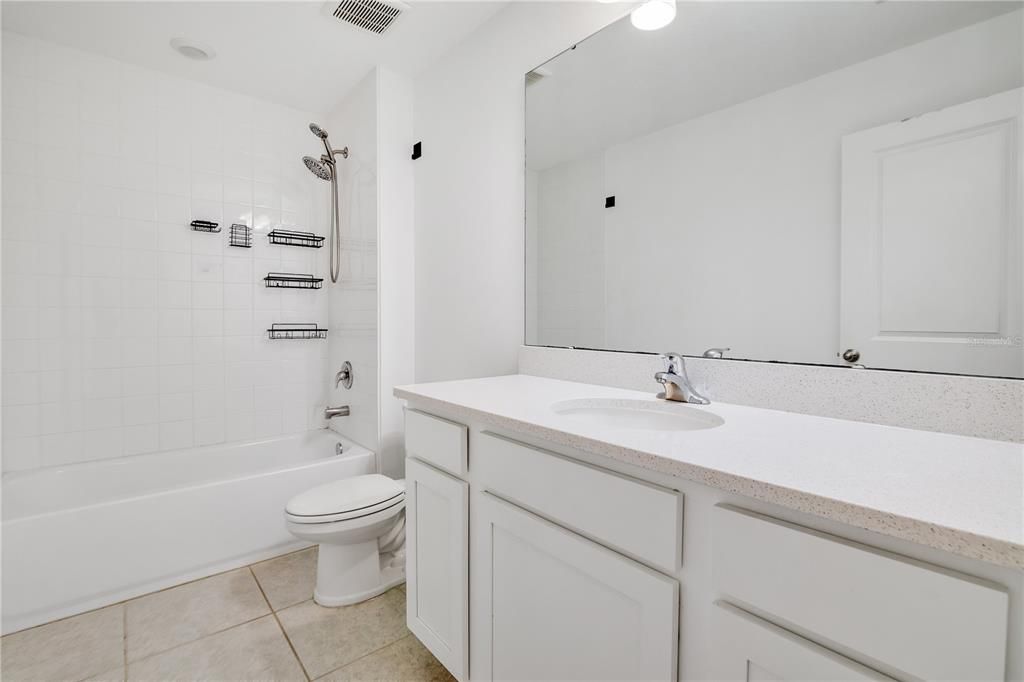 For Sale: $328,000 (3 beds, 2 baths, 1624 Square Feet)