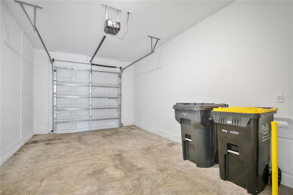 For Sale: $328,000 (3 beds, 2 baths, 1624 Square Feet)