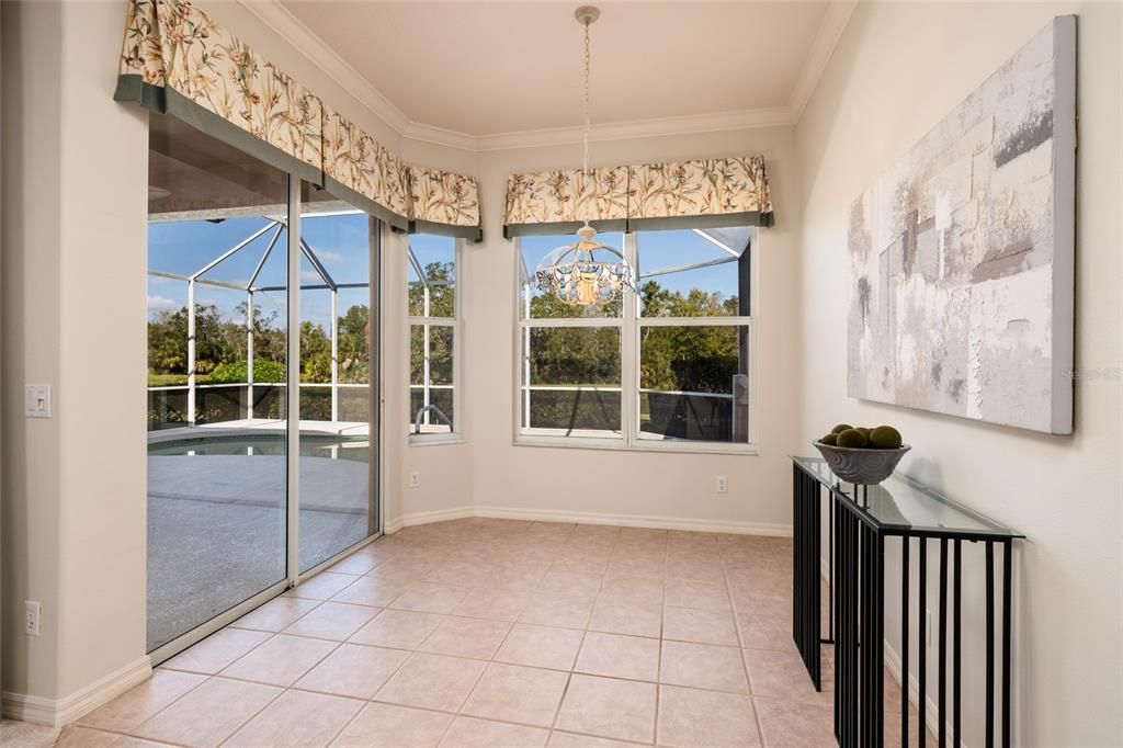 For Sale: $499,900 (2 beds, 2 baths, 1715 Square Feet)