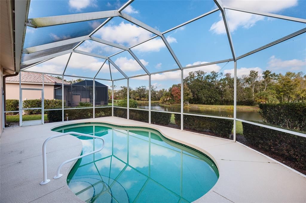 For Sale: $499,900 (2 beds, 2 baths, 1715 Square Feet)