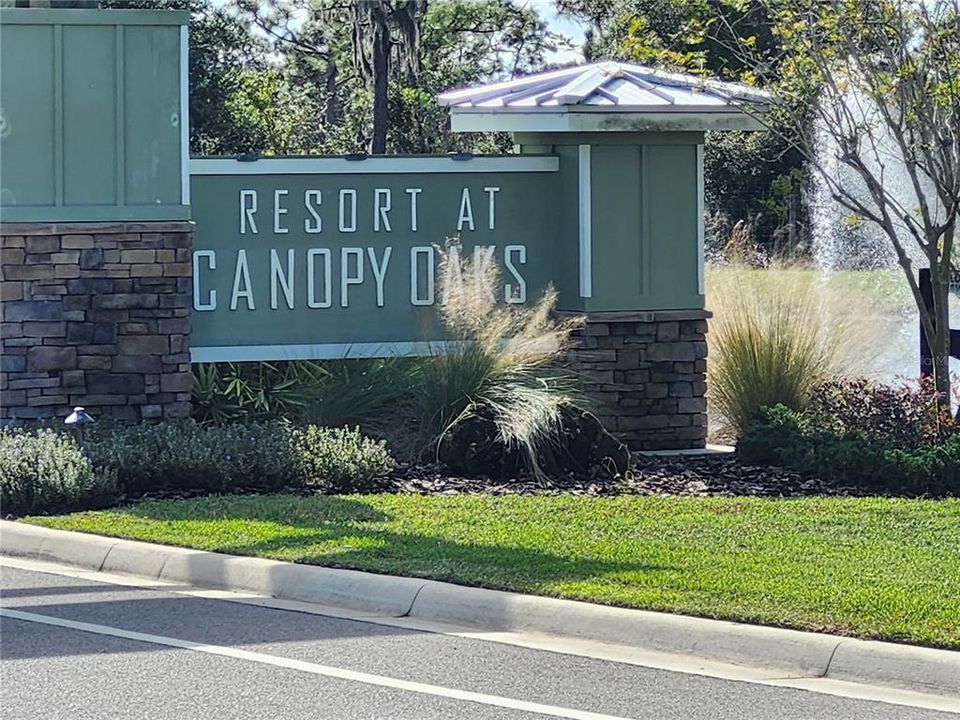 待售: $103,000 (0.09 acres)