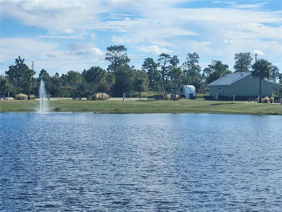 待售: $103,000 (0.09 acres)