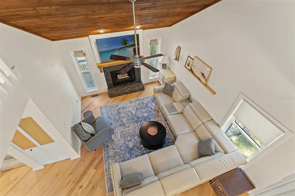 For Sale: $750,000 (3 beds, 2 baths, 1750 Square Feet)