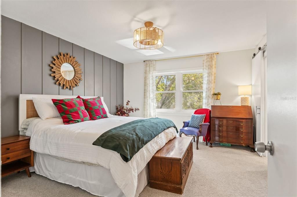 For Sale: $750,000 (3 beds, 2 baths, 1750 Square Feet)