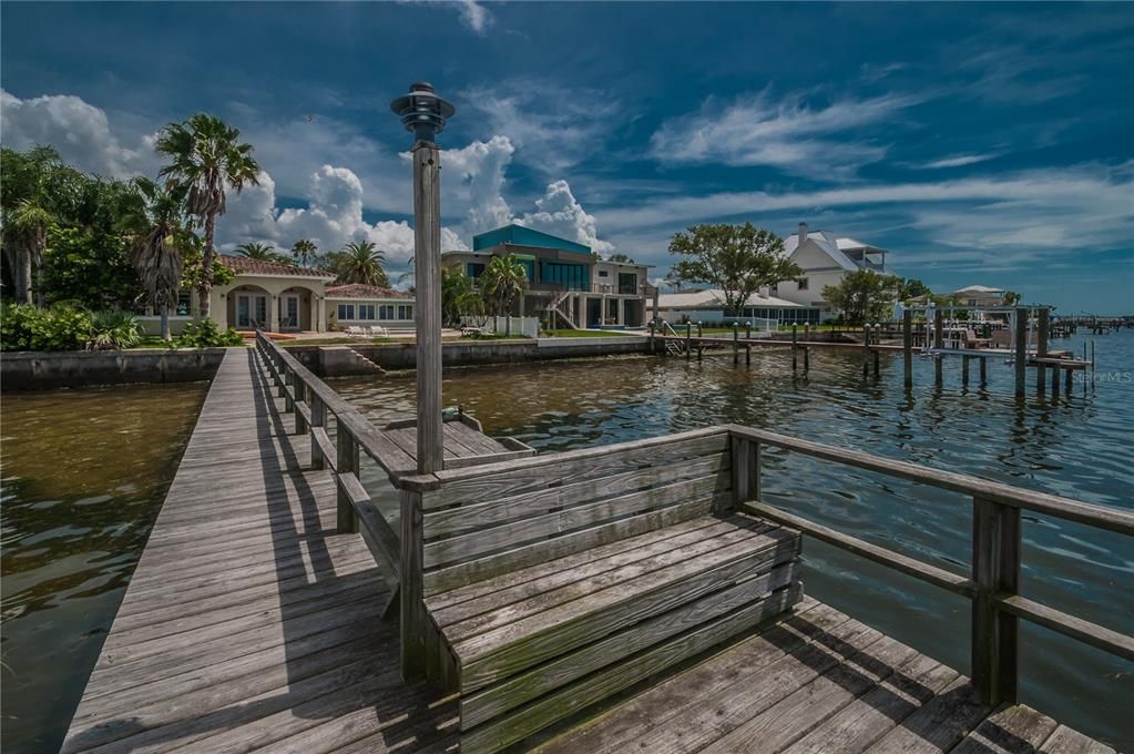 For Sale: $750,000 (3 beds, 2 baths, 1750 Square Feet)