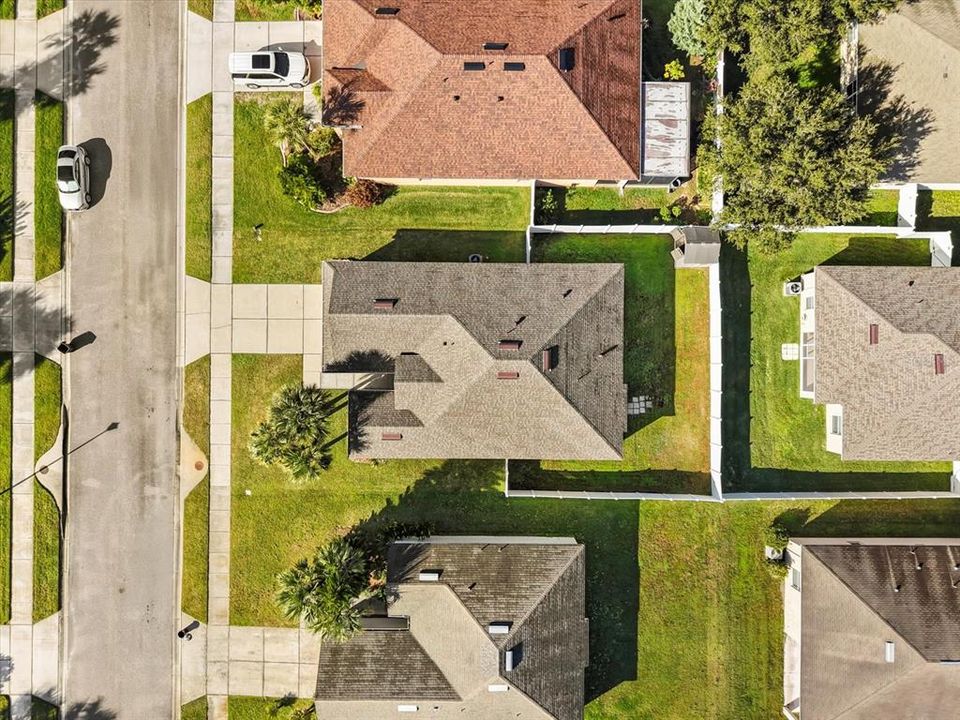 For Sale: $365,000 (3 beds, 2 baths, 1833 Square Feet)