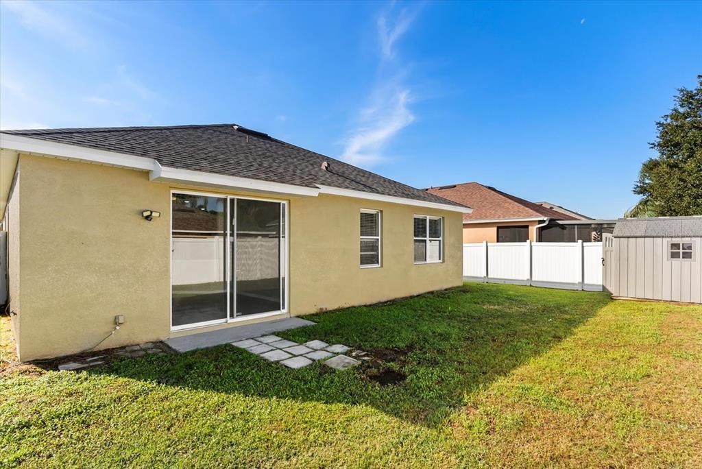 For Sale: $365,000 (3 beds, 2 baths, 1833 Square Feet)