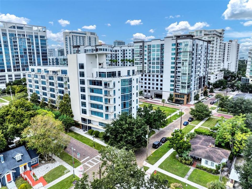 В аренду: $4,500 (1 спален, 1 ванн, 1000 Квадратных фут)