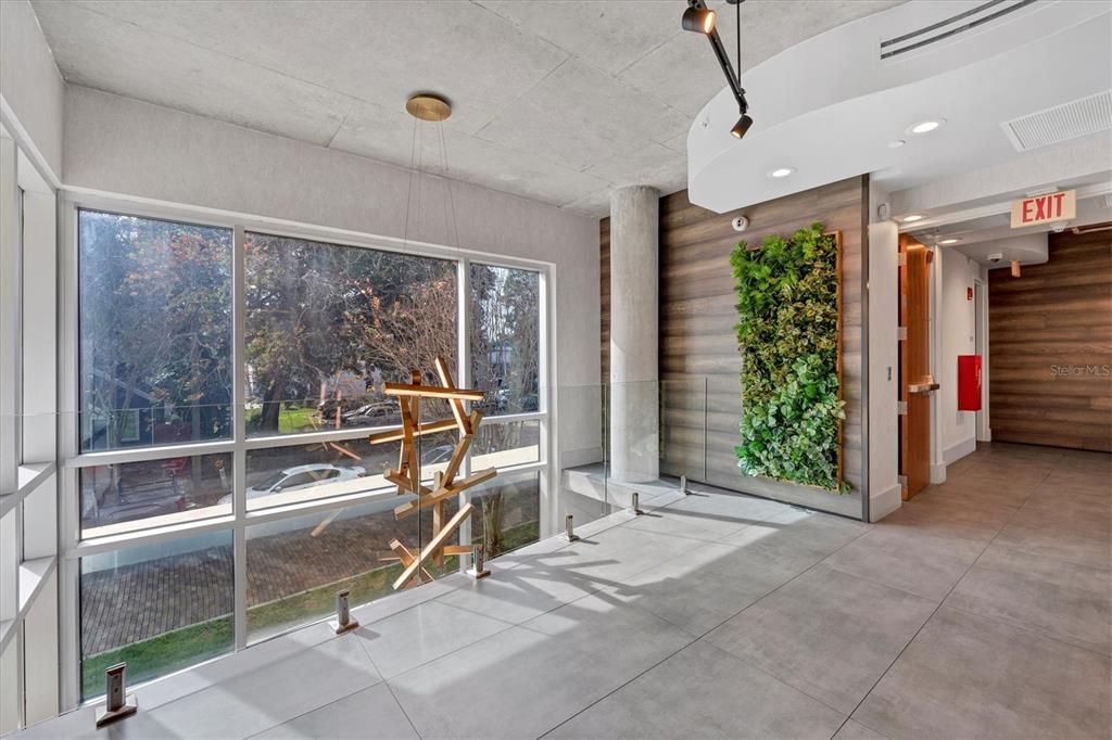 В аренду: $4,500 (1 спален, 1 ванн, 1000 Квадратных фут)