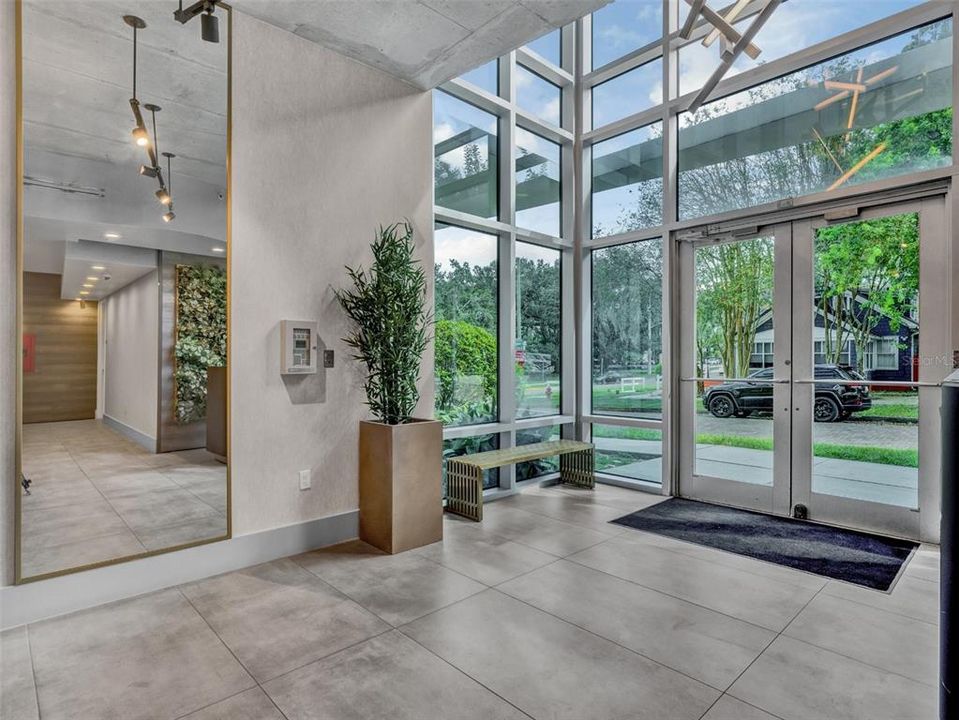 В аренду: $4,500 (1 спален, 1 ванн, 1000 Квадратных фут)