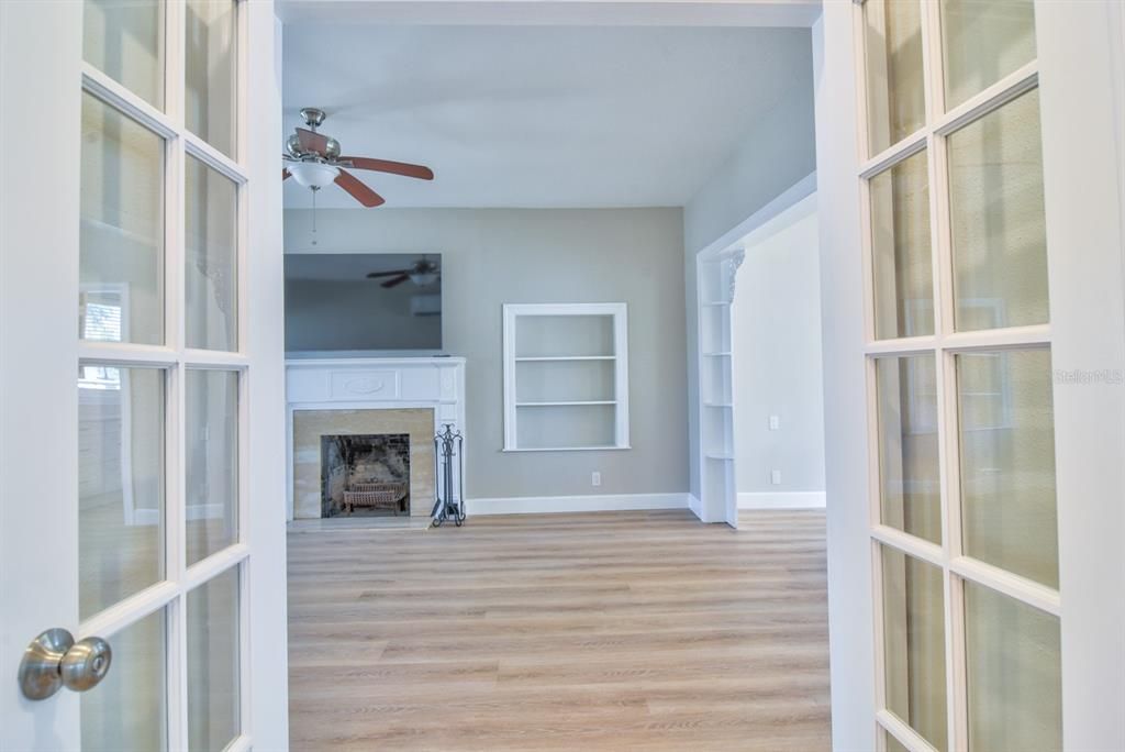 For Rent: $4,300 (3 beds, 2 baths, 1402 Square Feet)