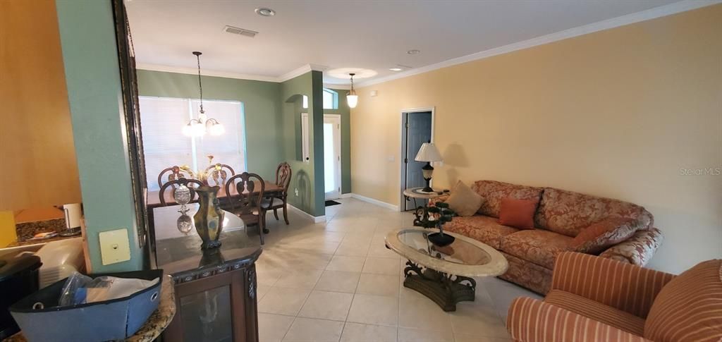 出租: $2,400 (3 贝兹, 2 浴室, 1753 平方英尺)