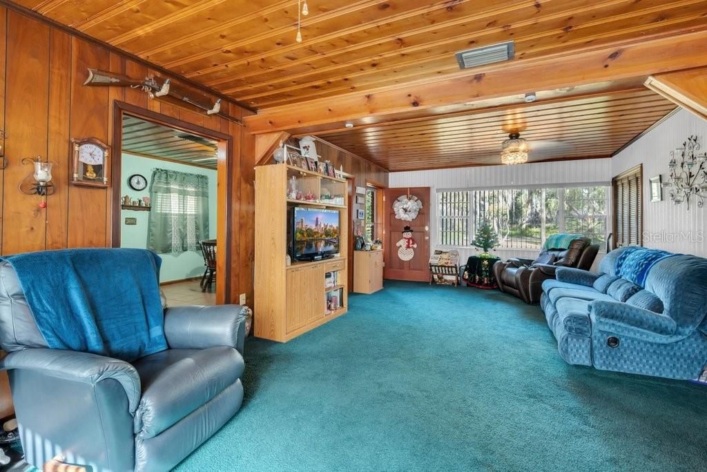 待售: $1,000,000 (2 贝兹, 2 浴室, 1113 平方英尺)